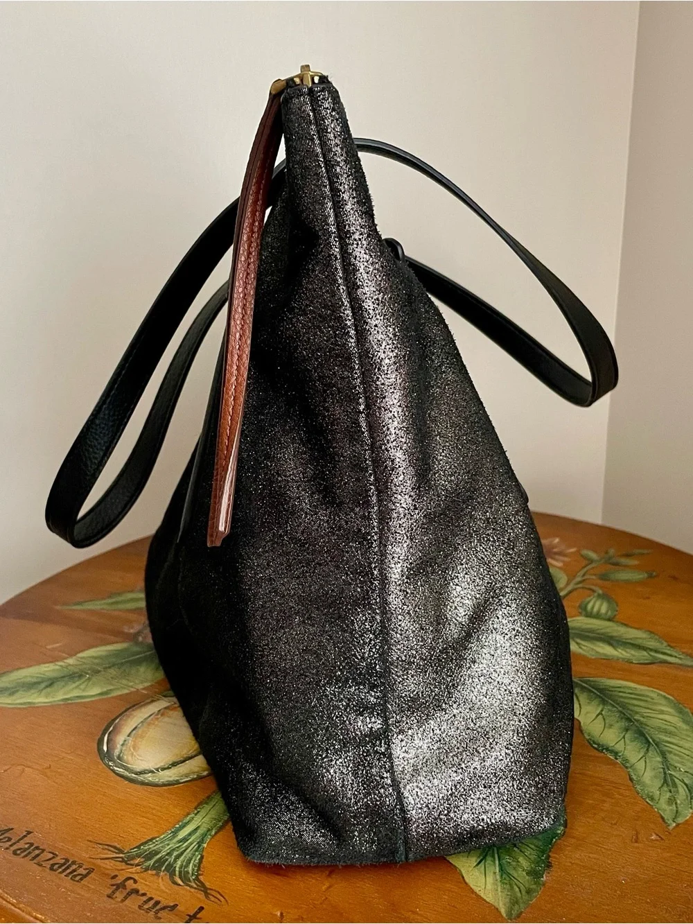 Fossil ‘Felicity’ Tote Black Leather & Metallic Shimmer w/ Zipper Closure